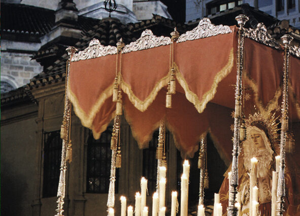 Cartel de la Cofradía de Nuestra Señora de los Dolores de Grana, para el Lunes Santo de la Semana Santa de Granada del año 2004